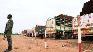 النيجر تسعى لتحويل تجارتها عبر ليبيا والجزائر عوضا عن دول ”إيكواس”