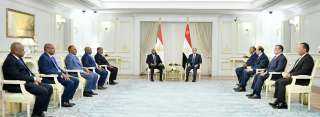 الرئيس السيسى يستقبل رئيس مجلس السيادة السوداني