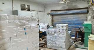 ضبط 7500 نسخة كتب مختلفة داخل ورشة تجليد بدون تفويض بالمخالفة للقانون بالقاهرة