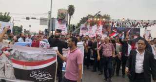 معلمو الجيزة يحتشدون بميدان الجلاء لمناشدة السيسى بالترشح للانتخابات الرئاسية