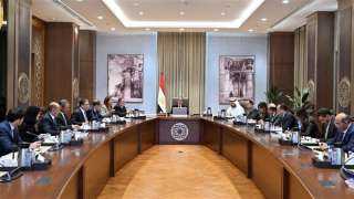 رئيس الوزراء يناقش مع وزير الاستثمار بدولة الإمارات مجالات التعاون بين البلدين