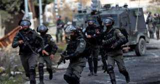 وسائل إعلام إسرائيلية: فقدان السيطرة على مواقع تابعة للجيش وتعرض جندي للأسر
