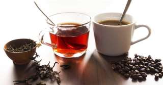 القهوة أم الشاي... أيهما أفضل ليقظة أطول؟