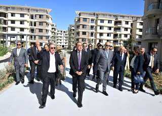 رئيس الوزراء يتفقد الأعمال النهائية للمرحلة الأولى من مشروع ”مدينة باديا” بأكتوبر الجديدة