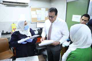 وزير الصحة يتفقد مستشفى الجلاء التعليمي لأمراض النساء والولادة والأطفال للوقوف على الخدمات المقدمة للمرضى