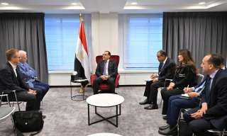 رئيس الوزراء يلتقي الرئيس التنفيذي لشركة ”جان دو نُل” البلجيكية