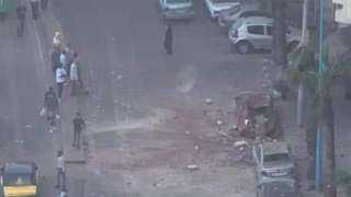 تحطم 3 سيارات فى سقوط شرفة عقار بحي الجمرك وسط الإسكندرية
