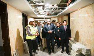 محافظ قنا: افتتاح مستشفى أبوتشت العام تجريبيًا مطلع العام المقبل