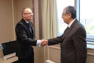 وزير الكهرباء يجتمع  مع سفير التشيك لدى القاهرة لبحث سبل التعاون والاستثمار على أرض مصر