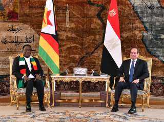 الرئيس السيسي يستقبل رئيس زيمبابوى بقصر الاتحادية