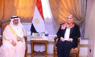 وزيرة التضامن توقع مذكرة دعم مشترك بين الهلال الأحمر المصري ومركز الملك سلمان للإغاثة