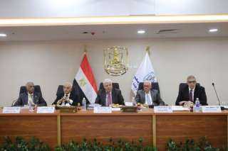 وزير التعليم العالي يرأس اجتماع المجلس الأعلى للجامعات بجامعة بورسعيد