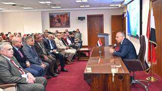وزير الرى يتابع إجراءات الترتيب لعقد ”إسبوع القاهرة السابع للمياه”
