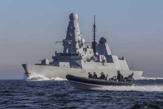 البحرية البريطانية: تقارير عن انفجار قرب مضيق باب المندب بالبحر الأحمر