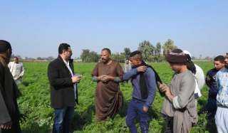 متابعات مستمرة لأعمال زراعة محصول القمح ومبادرة ” ازرع” فى مراكز المنيا