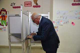 رئيس الهيئة العربية للتصنيع يدلي بصوته في الإنتخابات الرئاسية