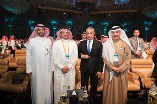 وزير العمل يشارك في أعمال النسخة الأولى من المؤتمر الدولي لسوق العمل، المنعقد في الرياض