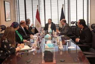 وزير السياحة والآثار يعقد اجتماعاً لمناقشة استراتيجية للترويج لسياحة اليخوت في مصر