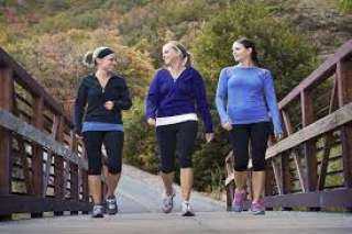 7 فوائد مذهلة للمشي للنساء
