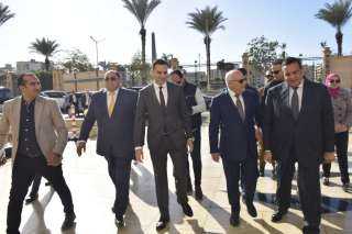 محافظ بورسعيد يستقبل وزيرا التنمية المحلية و الزراعة لمتابعة الموقف التتفيذي لعدد من المشروعات القومية والتنموية ببورسعيد