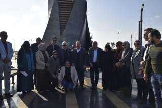 محافظ بورسعيد ورئيس الجهاز المركزي للتعمير يتفقدان ميدان  « التعمير»  بمدخل بورسعيد الجنوبي
