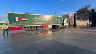 وصول أكبر قافلة مساعدات من بيت الزكاة المصري لمعبر رفح تمهيدا لدخول غزة