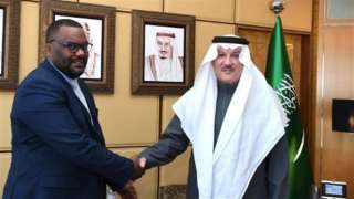 سفير السعودية لدى مصر يستقبل أمين عام اللجنة الدائمة للقانون الدولي بالقاهرة