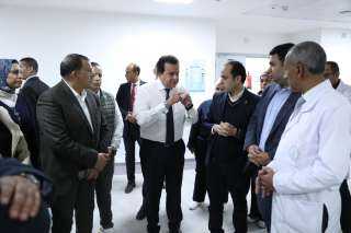 وزير الصحة يتفقد مجمع السويس الطبي تمهيدًا لافتتاحه رسميًا ضمن منظومة التأمين الصحي الشامل