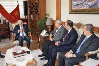 محافظ بورسعيد يستقبل رئيس الشركة القابضة للنقل البري والبحري
