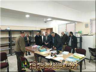محافظ شمال سيناء يتفقد امتحانات الشهادة الإعدادية والمجمع الخدمي للامتحانات
