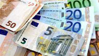 انخفاض سعر اليورو مقابل الجنيه المصري بالبنك المركزي ختام تعاملات اليوم الخميس 1-2-2024