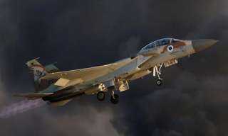 طائرات حربية إسرائيلية تشن غارات مكثفة على منازل المدنيين في رفح الفلسطينية