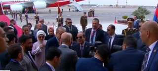 بث مباشر.. الرئيس السيسي يستقبل نظيره التركي في مطار القاهرة