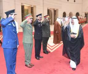أمير الكويت يتوجه إلى قطر فى زيارة رسمية