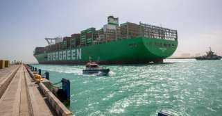 ميناء السخنة التابع لاقتصادية قناة السويس يستقبل سفينة الحاويات“Ever Goods”