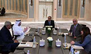 رئيس الوزراء يلتقى وزير الاستثمار الاماراتي و مدير عام صندوق أبوظبي للتنمية