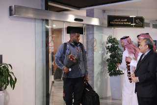 كأس مصر| بعثة الأهلي تصل مطار الرياض استعدادًا لمواجهة الزمالك