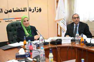 وزيرة التضامن تترأس اجتماع مجلس إدارة بنك ناصر الاجتماعي