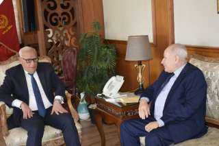 محافظ بورسعيد يستقبل رئيس فرع ثان هيئة قضايا الدولة ببورسعيد للتهنئة بقدوم شهر رمضان المبارك