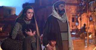 زوجة كريم عبد العزيز تنقذه للمرة الثانية في ”الحشاشين”