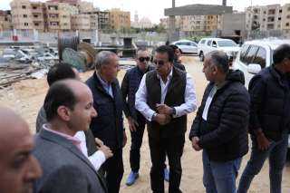 وزير الصحة يتفقد المستشفى الجديد بمدينة العبور