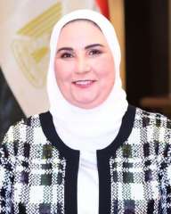 وزيرة التضامن تعلن تقديم المؤسسة العامة للتكافل الاجتماعي مساعدات نقدية وعينية لأسر مستحقة في 14 محافظة