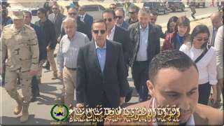 محافظ شمال سيناء يستقبل الأمين العام للأمم المتحدة في مطار العريش