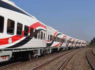 ننشر مواعيد القطارات المكيفة والروسى على خط القاهرة - الإسكندرية والعكس
