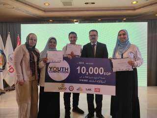 رئيس جامعة الأزهر يهنئ الطلاب الفائزين بجائزة تمكين الشباب من كليتي التمريض والطب البشري