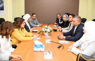 وزيرة الهجرة تتابع مستجدات مشروع مستثمر مصري بالخارج بالمنطقة الاقتصادية لقناة السويس