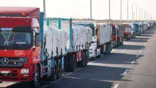 الإعلام الحكومي بغزة: الاحتلال يمنع دخول 3000 شاحنة مساعدات بسبب إغلاق المعابر
