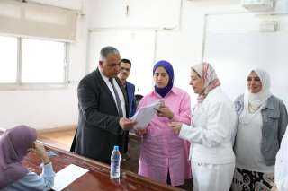نائب رئيس جامعة الأزهر لفرع البنات يتفقد لجان امتحانات كلية الطب