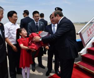 الرئيس السيسى يصل إلى بكين فى زيارة دولة للصين