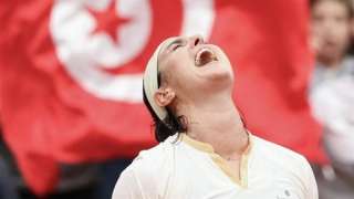التونسية أنس جابر تتأهل لربع نهائي بطولة رولان جاروس المفتوحة للتنس